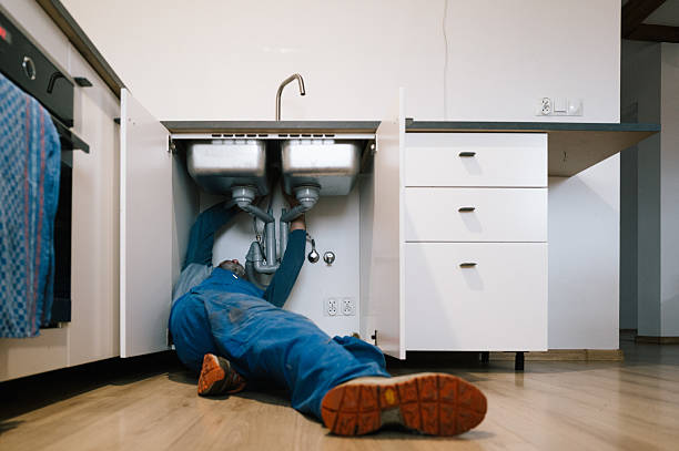 Professional Leak Detection technician working in Bedminster, NJ